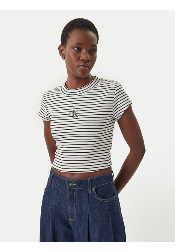 Calvin Klein Jeans T-Shirt LV047F833G Czarny Slim Fit. Kolor: czarny. Materiał: bawełna