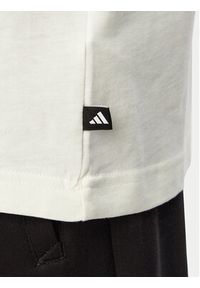 Adidas - adidas T-Shirt Summer Slides Sport Graphic JZ5000 Biały Regular Fit. Kolor: biały. Materiał: bawełna. Styl: sportowy #2
