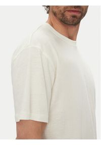 Liu Jo T-Shirt QA5274 J7734 M9483 Biały Regular Fit. Kolor: biały. Materiał: bawełna #5