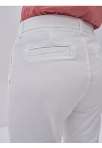 Big-Star - Spodnie chinosy damskie slim Riana 101. Kolor: biały. Materiał: materiał, bawełna. Styl: klasyczny #5