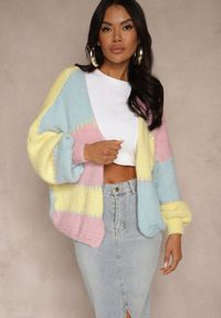 Renee - Różowy Kardigan z Domieszką Wełny i Wiskozy w Patchworkowym Stylu Fesolinne. Okazja: na spacer. Kolor: różowy. Materiał: wełna, wiskoza