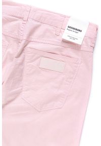 Wrangler - WRANGLER SPODNIE MĘSKIE GREENSBORO PEPPA PINK W15QMM20A. Materiał: materiał #4