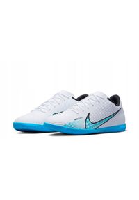 Buty do gry w piłkę Nike Vapor 15 Club IC Halówki. Kolor: niebieski