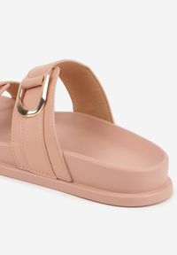 Born2be - Różowe Klapki Ozdobione Dwoma Klamrami Sthosaildy. Okazja: na spacer. Kolor: różowy. Materiał: satyna. Wzór: aplikacja. Sezon: lato. Styl: elegancki, boho #8