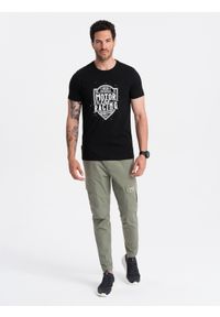 Ombre Clothing - T-shirt męski z nadrukiem w stylu motocyklowym – czarny V1 OM-TSPT-0125 - XL. Okazja: na co dzień. Kolor: czarny. Materiał: bawełna, materiał. Wzór: nadruk. Styl: klasyczny, casual, elegancki #6