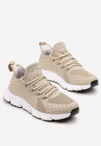 Born2be - Beżowe Wsuwane Buty Sportowe Sneakersy z Siateczki na Tłoczonej Podeszwie Salafina. Okazja: na co dzień. Zapięcie: bez zapięcia. Kolor: beżowy #3