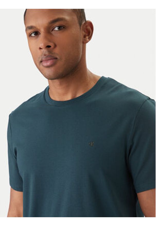 Calvin Klein T-Shirt LV04LC240G Zielony Slim Fit. Kolor: zielony. Materiał: bawełna