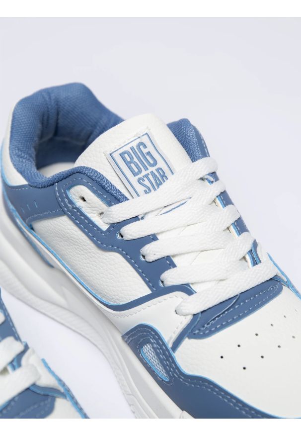 Big-Star - Sneakersy damskie ze skóry ekologicznej biało-niebieskie NN274670 101. Kolor: biały. Materiał: skóra ekologiczna. Szerokość cholewki: normalna. Sezon: lato