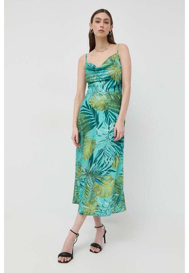Guess sukienka kolor turkusowy maxi prosta. Okazja: na co dzień. Kolor: turkusowy. Długość rękawa: na ramiączkach. Typ sukienki: proste. Styl: casual. Długość: maxi