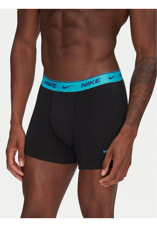 Nike Komplet 3 par bokserek 0000KE1008 Czarny. Kolor: czarny. Materiał: bawełna
