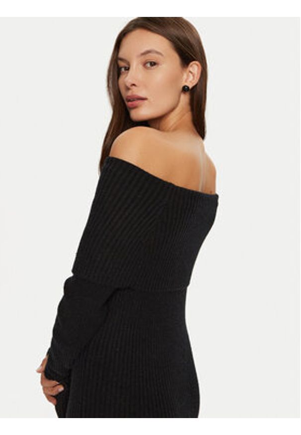 only - ONLY Sukienka dzianinowa Katia 15344233 Czarny Slim Fit. Kolor: czarny. Materiał: wiskoza, syntetyk