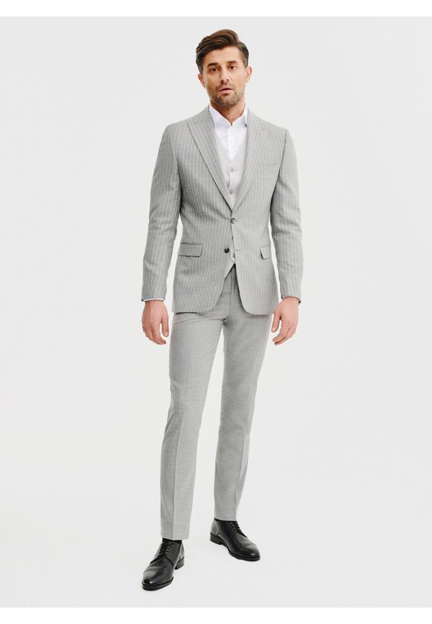 Pako Lorente - PAKO LORENTE - Marynarka garniturowa w prążek. Materiał: poliester, elastan, wiskoza. Wzór: prążki. Styl: młodzieżowy