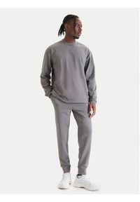Hugo - HUGO Spodnie dresowe Dayote232 50489617 Szary Regular Fit. Kolor: szary. Materiał: bawełna #4