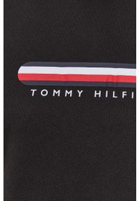 TOMMY HILFIGER - Tommy Hilfiger Bluza męska kolor czarny z nadrukiem. Kolor: czarny. Materiał: włókno, dzianina, skóra. Długość rękawa: raglanowy rękaw. Wzór: nadruk #3