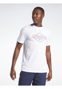 Reebok T-Shirt Reebok Graphic Series T-Shirt HM6251 Biały Regular Fit. Kolor: biały. Materiał: bawełna #1