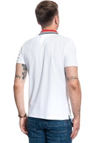 Wrangler - MĘSKA KOSZULKA POLO WRANGLER SS COLOURBLOCK POLO WHITE W7E3KF989. Typ kołnierza: polo #6