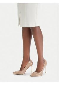Nine West Szpilki EO-CD25-218-1 Beżowy. Kolor: beżowy. Materiał: materiał. Obcas: na szpilce #4
