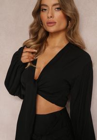 Renee - Czarny 2-częściowy Komplet Casual z Bluzką i Spódnicą Mini Udekorowanych Wiązaniem Beasia. Kolor: czarny