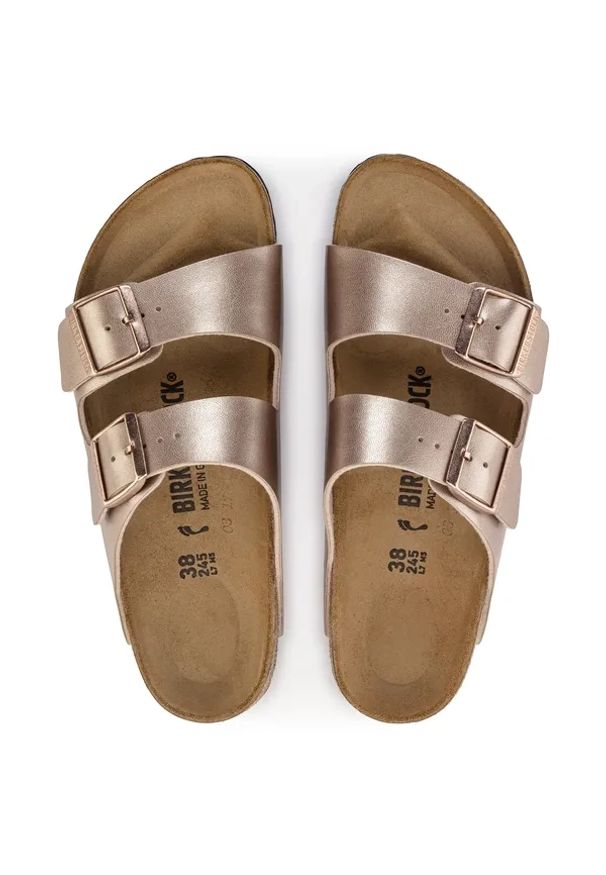 Birkenstock - BIRKENSTOCK ARIZONA BF COPPER Klapki damskie. Okazja: na co dzień. Kolor: brązowy. Materiał: materiał. Wzór: paski. Sezon: lato. Styl: elegancki, casual, klasyczny