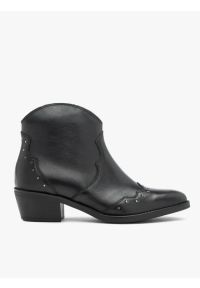 Ryłko - Czarne krótkie botki kowbojki z nitami. Wysokość cholewki: za kostkę. Zapięcie: zamek. Kolor: czarny. Materiał: skóra. Szerokość cholewki: normalna. Obcas: na obcasie. Styl: street, rockowy. Wysokość obcasa: średni #1