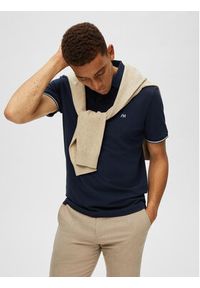 Selected Homme Polo 16087840 Granatowy Regular Fit. Typ kołnierza: polo. Kolor: niebieski. Materiał: bawełna
