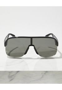 Alexander McQueen - ALEXANDER MCQUEEN - Czarne okulary przeciwsłoneczne. Kolor: czarny. Materiał: materiał. Wzór: aplikacja