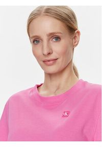 Calvin Klein Jeans T-Shirt J20J223226 Różowy Regular Fit. Kolor: różowy. Materiał: bawełna #3