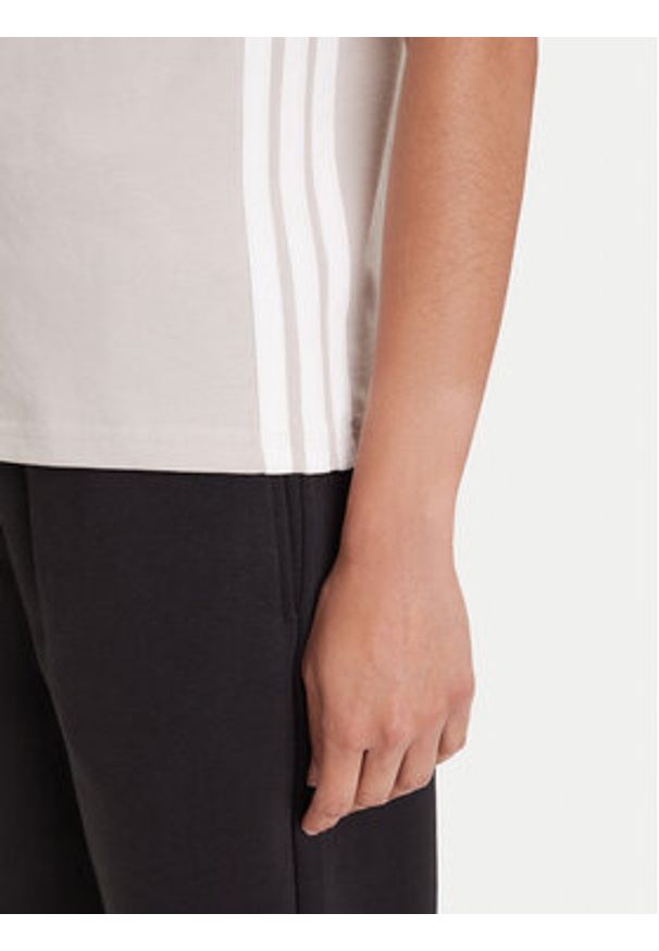 Adidas - adidas T-Shirt Essentials 3-Stripes JE1237 Beżowy Regular Fit. Kolor: beżowy. Materiał: bawełna