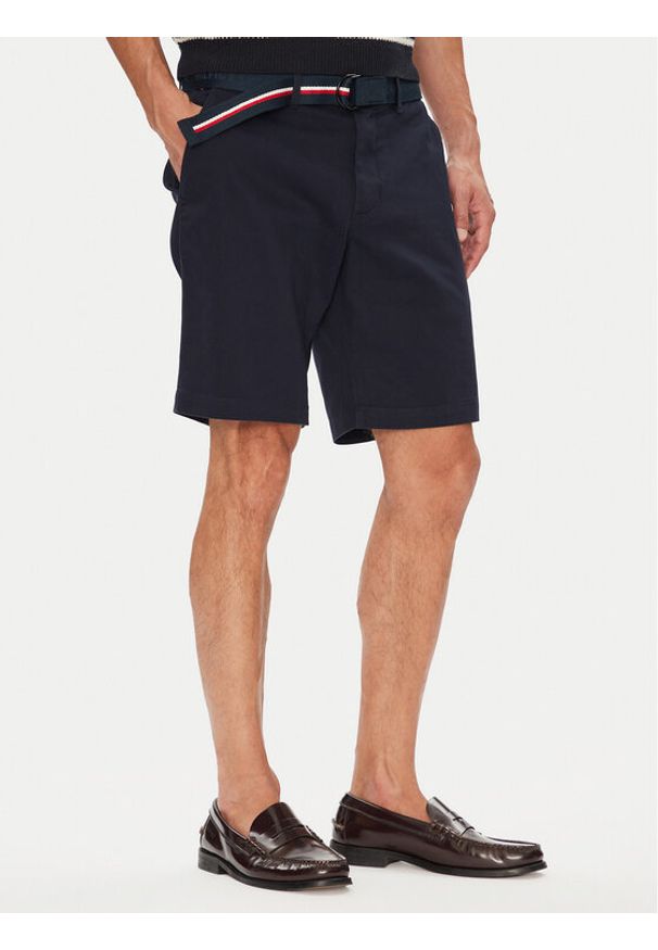 TOMMY HILFIGER - Tommy Hilfiger Szorty materiałowe Brooklyn MW0MW39706 Granatowy Regular Fit. Kolor: niebieski. Materiał: bawełna