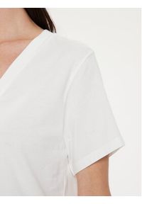Sisley T-Shirt 3I1XL400L Écru Regular Fit. Materiał: bawełna