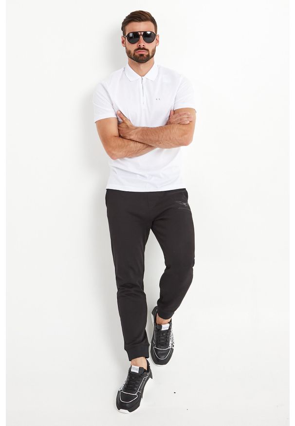 Armani Exchange - POLO ARMANI EXCHANGE. Typ kołnierza: polo. Wzór: jednolity, nadruk. Styl: sportowy