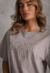 Renee - Szary Bawełniany T-shirt Oversize z Haftowanym Napisem z Cekinami Talomora. Okazja: na imprezę, na co dzień. Kolor: szary. Materiał: bawełna. Wzór: haft, napisy. Styl: rockowy, casual #5