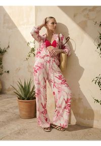 Sinsay - Wiskozowe spodnie wide leg ze wzorem kwiatowym - wielobarwny. Materiał: wiskoza. Wzór: kwiaty #1