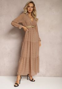 Renee - Ciemnobeżowa Sukienka Z Paskiem Erenope. Kolor: beżowy. Materiał: materiał. Długość rękawa: długi rękaw. Wzór: gładki. Typ sukienki: kopertowe. Długość: maxi