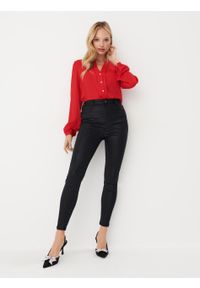 Mohito - Woskowane spodnie skinny - Czarny. Kolor: czarny #2