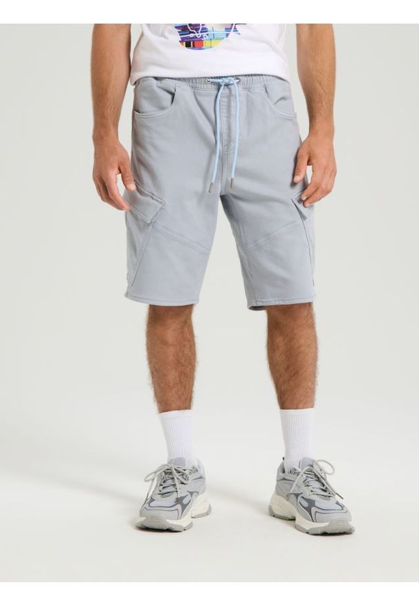 Sinsay - Szorty jeansowe jogger - zielony. Kolor: zielony. Materiał: jeans
