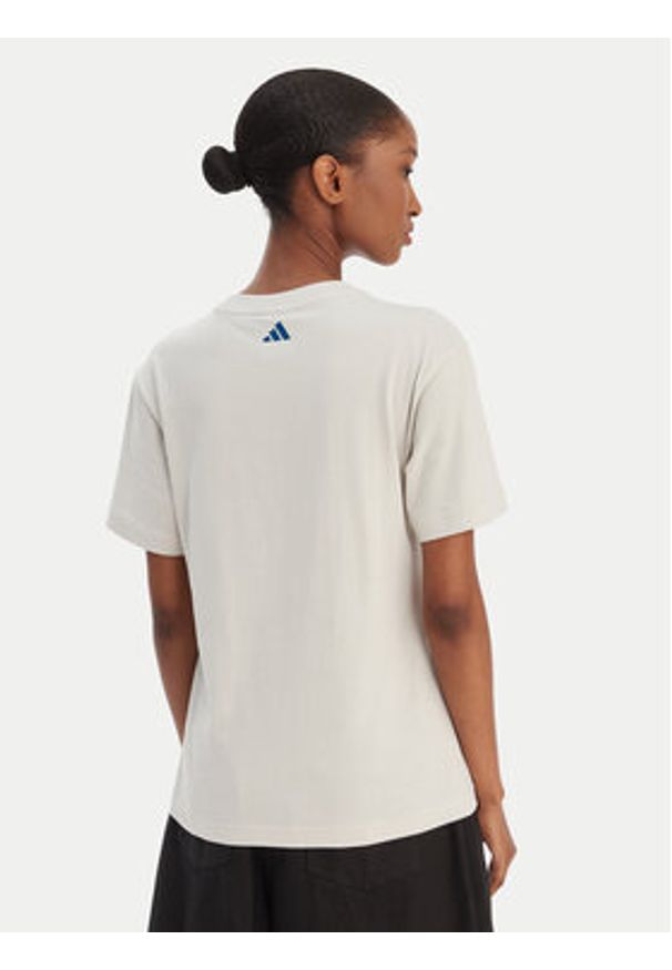 Adidas - adidas T-Shirt Farm Rio Graphic KD4641 Écru Regular Fit. Kolor: kremowy. Materiał: bawełna