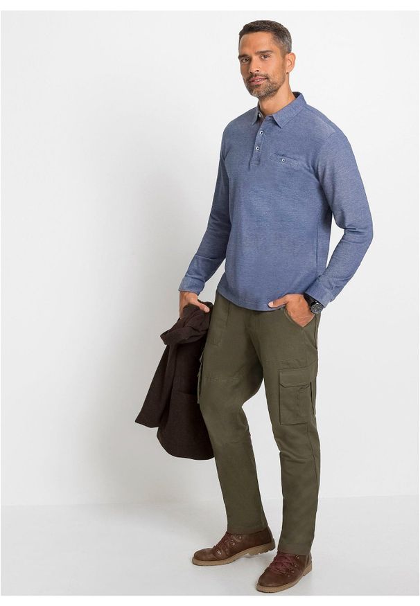bonprix - Koszulka polo pique, długi rękaw. Okazja: na co dzień. Typ kołnierza: polo. Kolor: niebieski. Długość rękawa: długi rękaw. Długość: długie. Wzór: aplikacja. Styl: casual