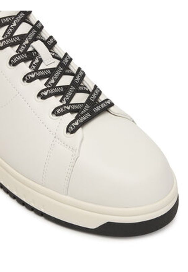 Emporio Armani Sneakersy EM003663 AF18212 M0364 Biały. Kolor: biały. Materiał: skóra
