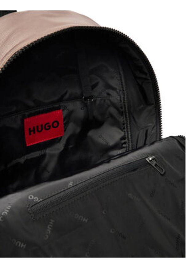 Hugo - HUGO Plecak 50549717 Beżowy. Kolor: beżowy. Materiał: materiał