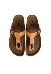 Geox Klapki "Brionia" | D15LSB00043 | Kobieta | Żółty. Nosek buta: okrągły. Kolor: żółty. Materiał: skóra. Styl: klasyczny, elegancki