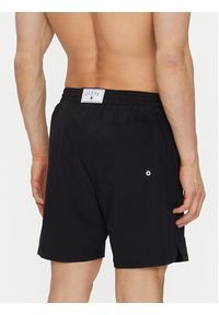 Guess Szorty kąpielowe F5GT27 WG2E2 Czarny Regular Fit. Kolor: czarny. Materiał: syntetyk