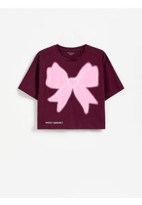 Reserved - Krótki t-shirt z nadrukiem - bordowy. Kolor: czerwony. Materiał: bawełna. Długość: krótkie. Wzór: nadruk #1