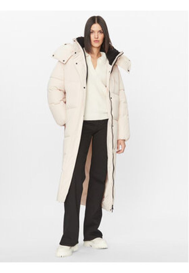 Calvin Klein Jeans Kurtka zimowa J20J221888 Écru Oversize. Materiał: syntetyk. Sezon: zima