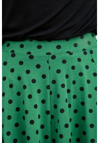 Marie Zélie - Spódnica Farin ciemnozielona w kropki. Kolor: zielony. Materiał: jersey, bawełna, dzianina, materiał, elastan, skóra, guma. Wzór: kropki #6