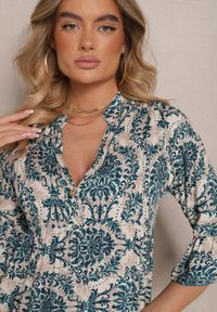 Renee - Granatowo-Beżowa Bawełniana Sukienka o Rozkloszowanym Kroju w Ornamentalny Print Laniwea. Okazja: na co dzień. Kolor: niebieski. Materiał: bawełna. Wzór: nadruk. Styl: casual #5