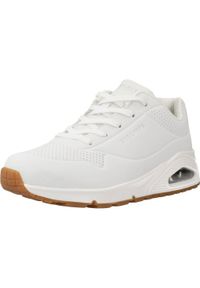 skechers - Buty SKECHERS UNO STAND ON AIR Biały. Kolor: biały. Materiał: materiał, syntetyk, tkanina. Model: Skechers Sport. Sport: turystyka piesza #1