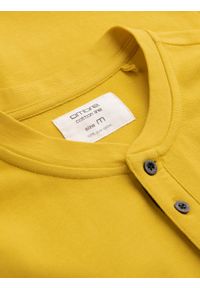 Ombre Clothing - Męska koszulka polo bez kołnierzyka - żółta V9 OM-TSCT-0156 - XXL. Typ kołnierza: polo, bez kołnierzyka. Kolor: żółty. Materiał: bawełna. Długość: długie #8