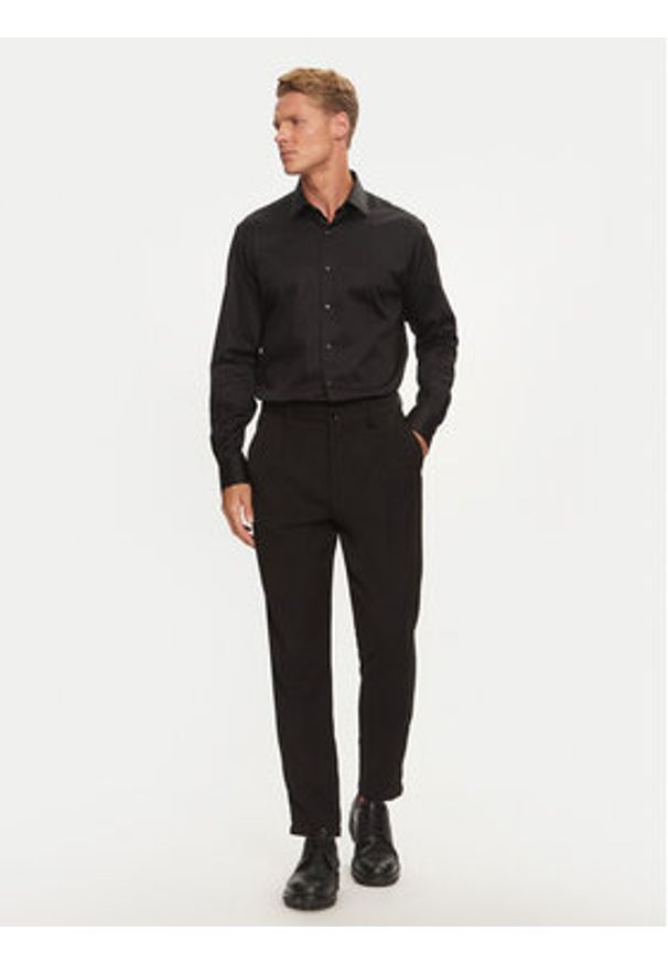 Karl Lagerfeld - KARL LAGERFELD Koszula 605036 544602 Czarny Modern Fit. Typ kołnierza: dekolt w karo. Kolor: czarny. Materiał: bawełna