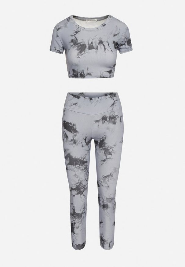 Born2be - Szary Komplet Sportowy z Wzorem Tie-Dye Top z Krótkimi Rękawami i Leggisy Larvena. Kolor: szary